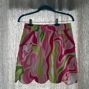 LIKE NEW WOMENS ANACLARA SASSY SCALLOP NEON THEME SKORT SMALL